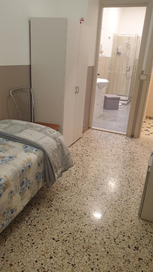 I Mori In Campidoglio Affitta Camere SantʼAgata di Militello Exterior foto