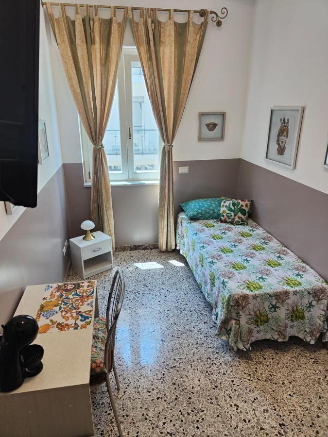 I Mori In Campidoglio Affitta Camere SantʼAgata di Militello Exterior foto